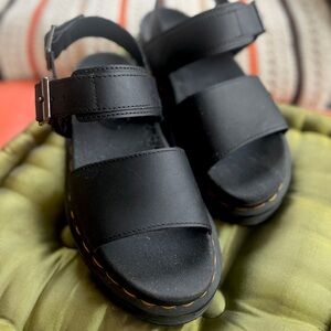 Dr Martens Voss Sandal